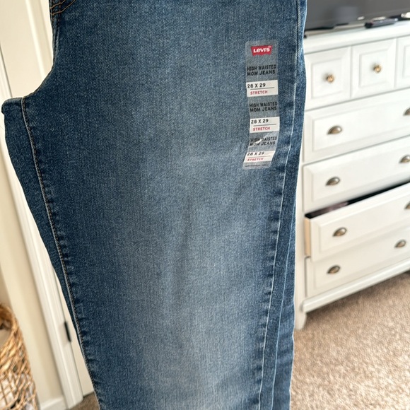 Levi Denim - Picture 4 of 8